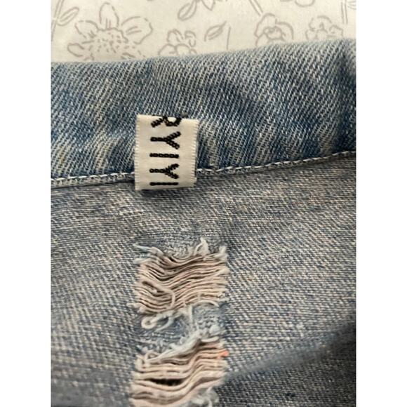 Distressed Denim Jacket 1987 NYC Patches Where Is My Mind - Picture 9 of 10